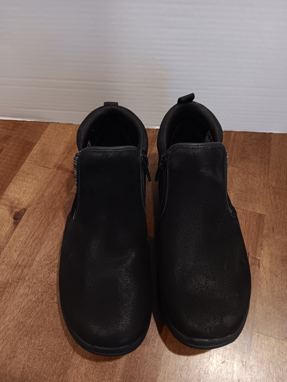 Clarks Women's Cloudsteppers Leather Ankle Booties Size 6